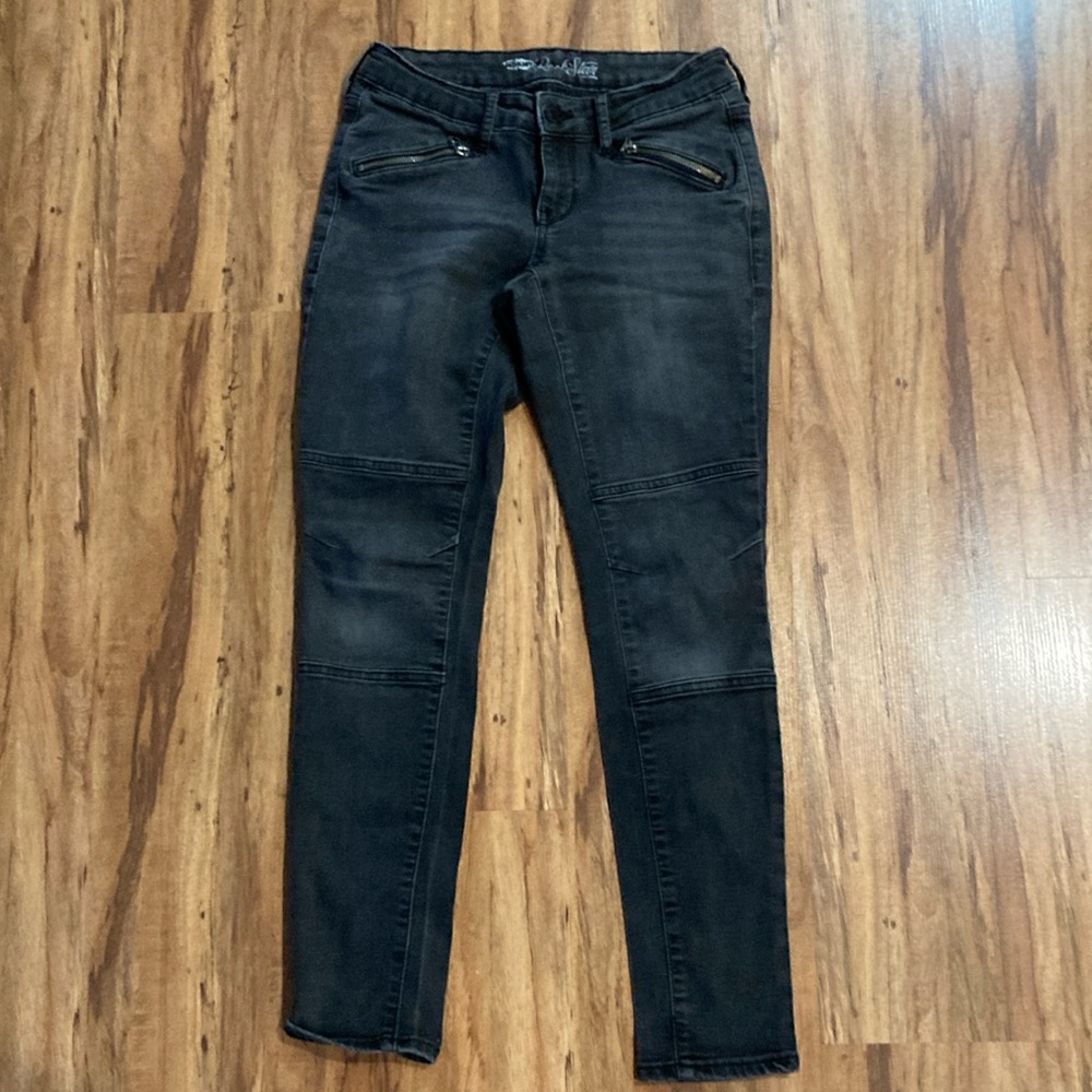 OLD NAVY SKINNY JEANS